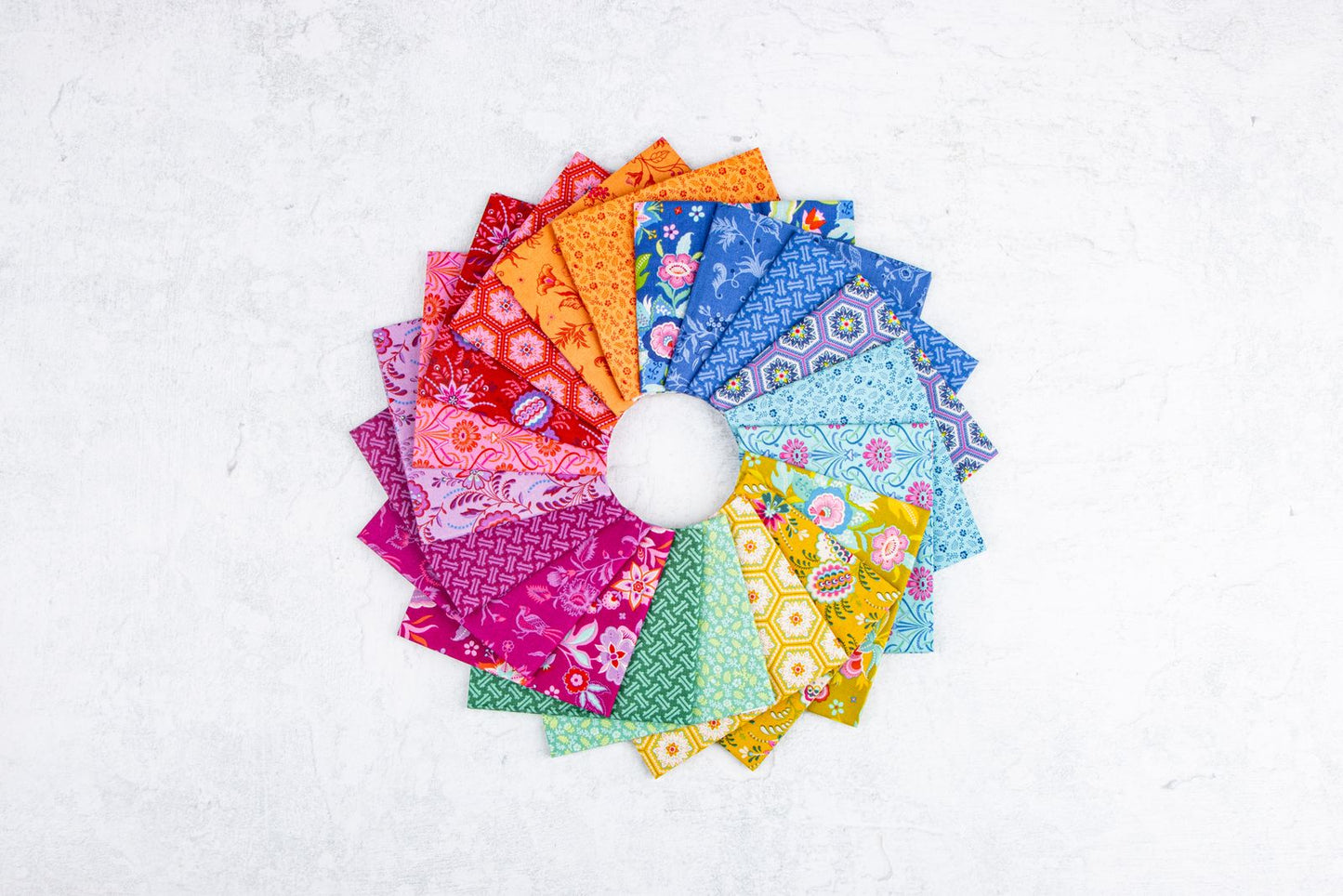Kipling Gardens 2 1/2" Rolie Polie by Lily Ashbury for Riley Blake Designs