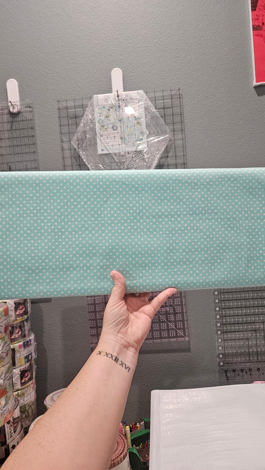 WV PR MED Dots Aqua by Waverley